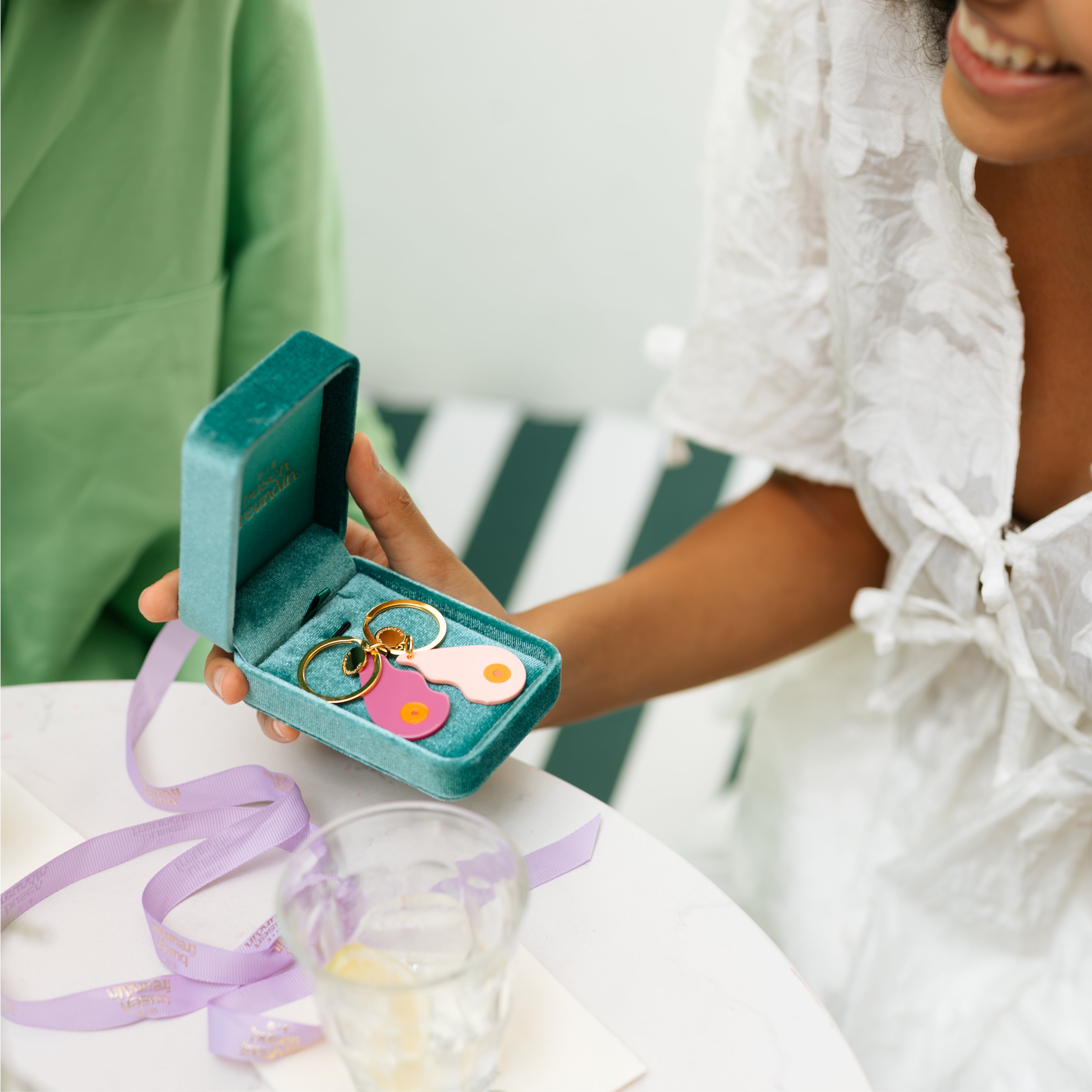 Schlüsselanhänger - Set Busenfreundin