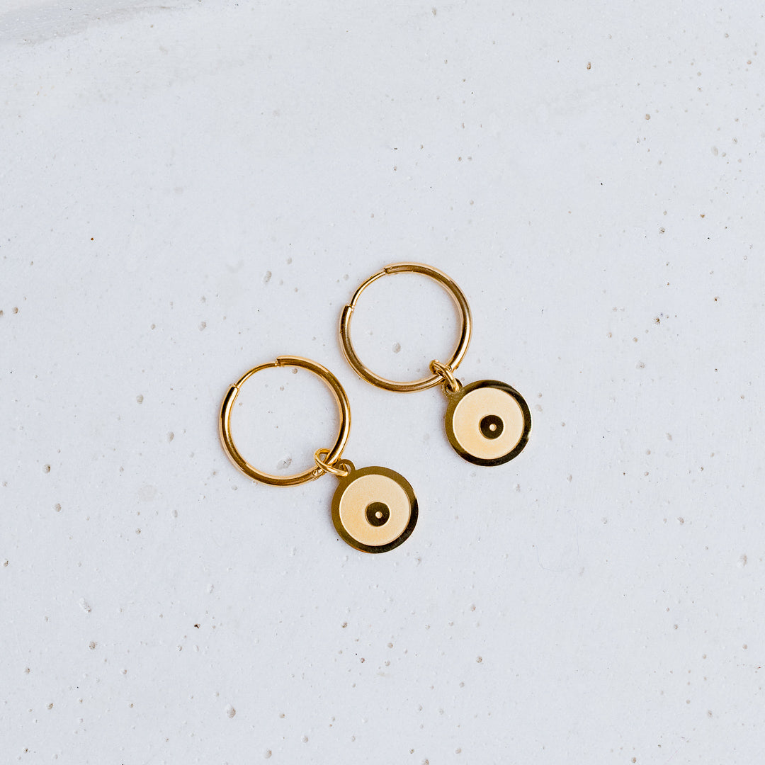 OHRRINGE rund mit Busenfreundin Logo